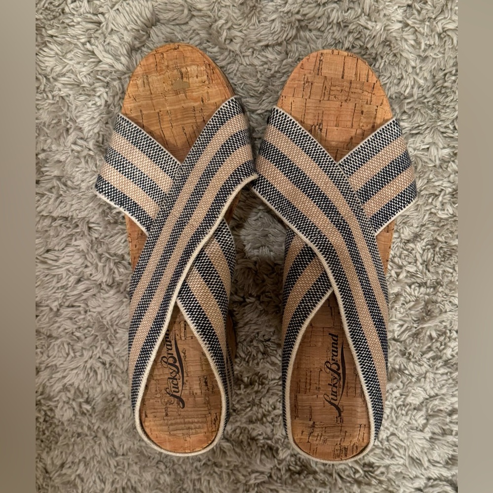 Lucky Brand Miller Wedge Sandals- 7.5 size